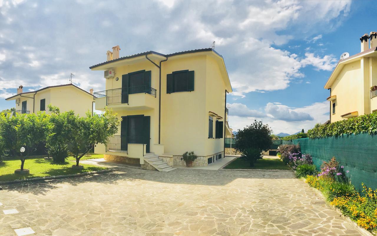 Domus Thalia Villa Sperlonga Buitenkant foto